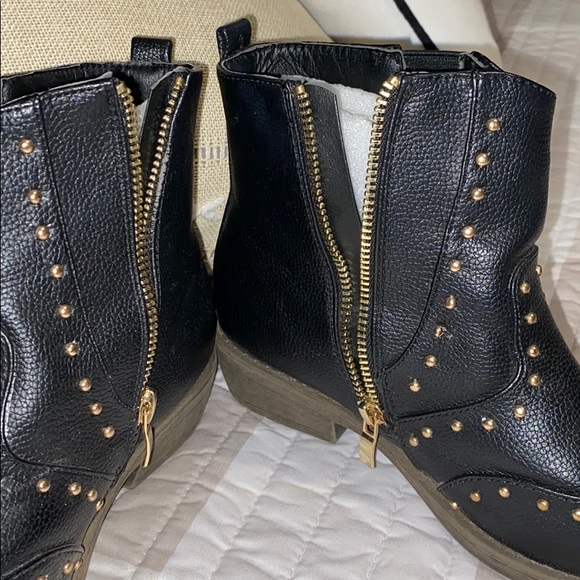 Booties - Picture 3 of 3